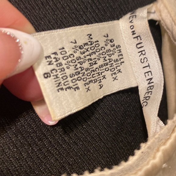 Gorgeouss gently worn 3x Creamy silk top by Diane von  Furstenberg - Picture 6 of 8